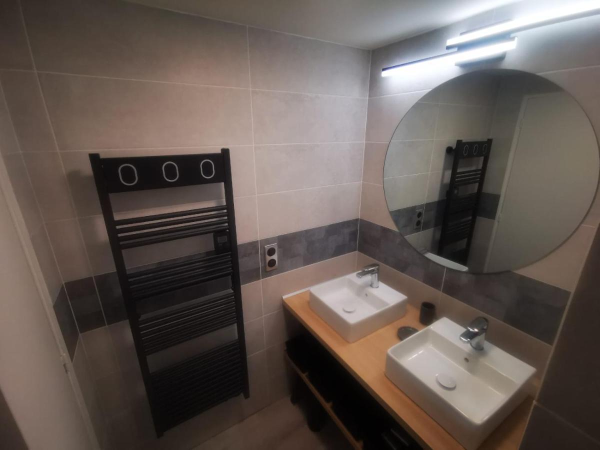 Au Numero 6 Le Fun Chateauroux Luaran gambar