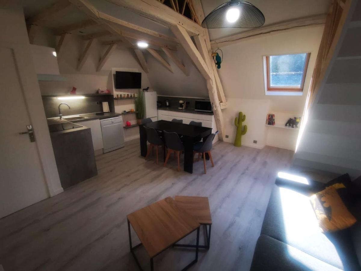 Au Numero 6 Le Fun Chateauroux Luaran gambar